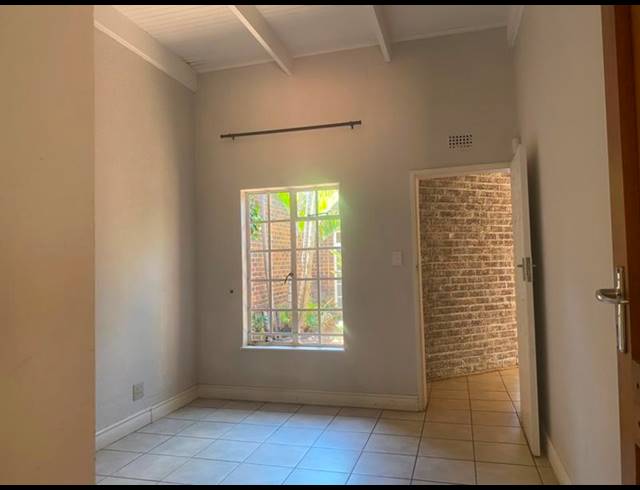 4 BEDROOM HOUSE FOR SALE IN CHROOM PARK